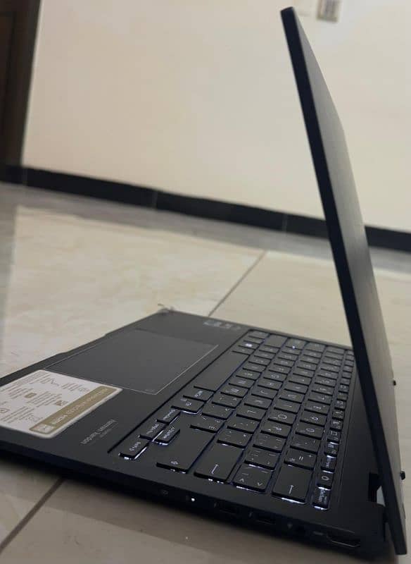 i7 13 Generation Asus Zenbook 360° 2