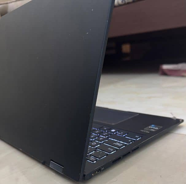 i7 13 Generation Asus Zenbook 360° 6