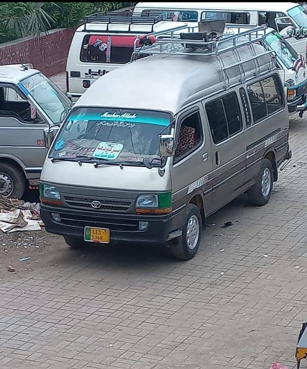 Toyota Hiace 2007 4