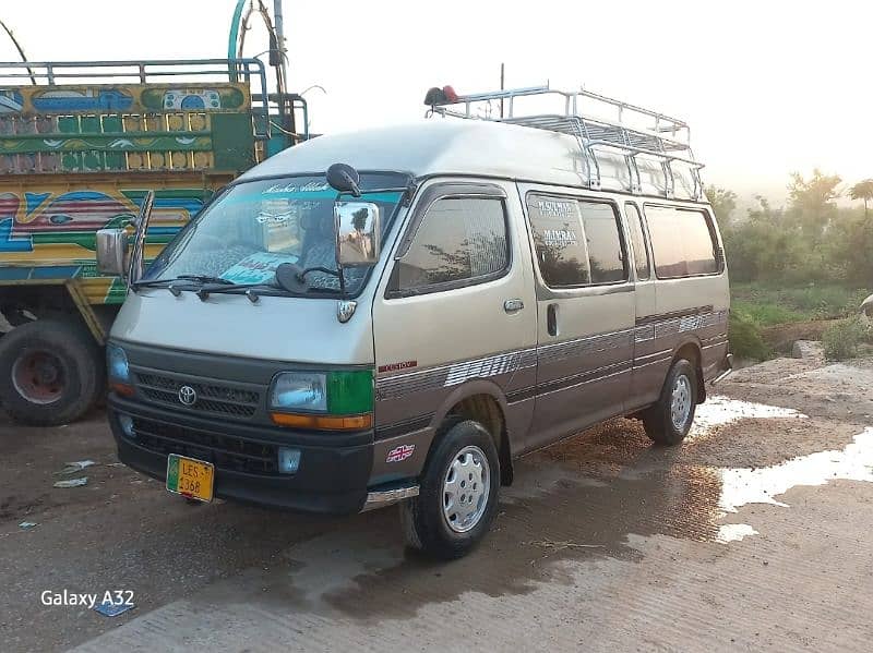 Toyota Hiace 2007 5