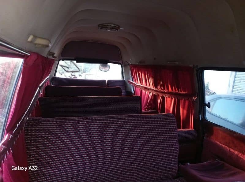 Toyota Hiace 2007 9