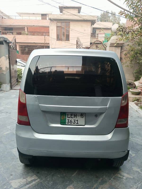 Suzuki Wagon R 2015 12