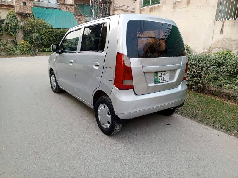 Suzuki Wagon R 2015 17