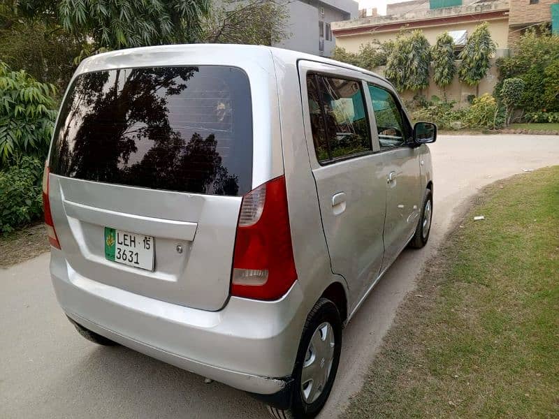 Suzuki Wagon R 2015 18