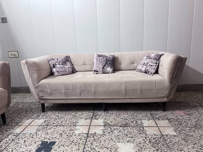 sofa set 7 seater slightly used 1