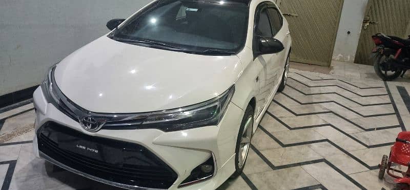 Toyota Altis Grande 2016 3