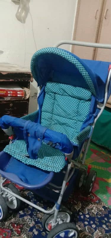 urgent sale baby pram 5