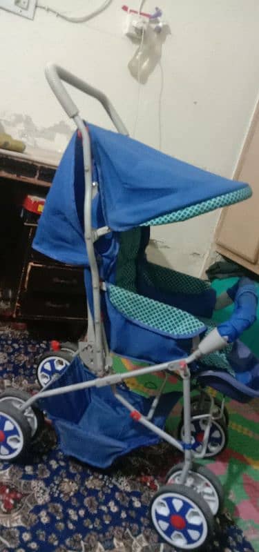 urgent sale baby pram 6