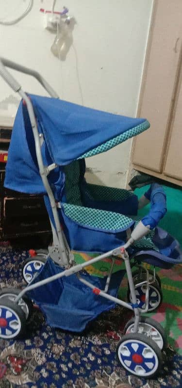 urgent sale baby pram 7