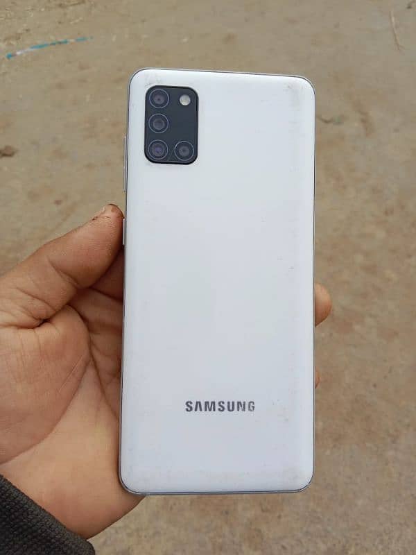 Samsung a31 mobile+box 4