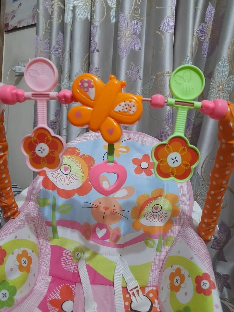 Baby bouncer plus rocker almost new 9/10 condition 0