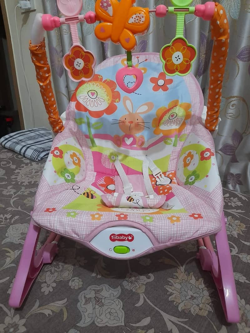 Baby bouncer plus rocker almost new 9/10 condition 1