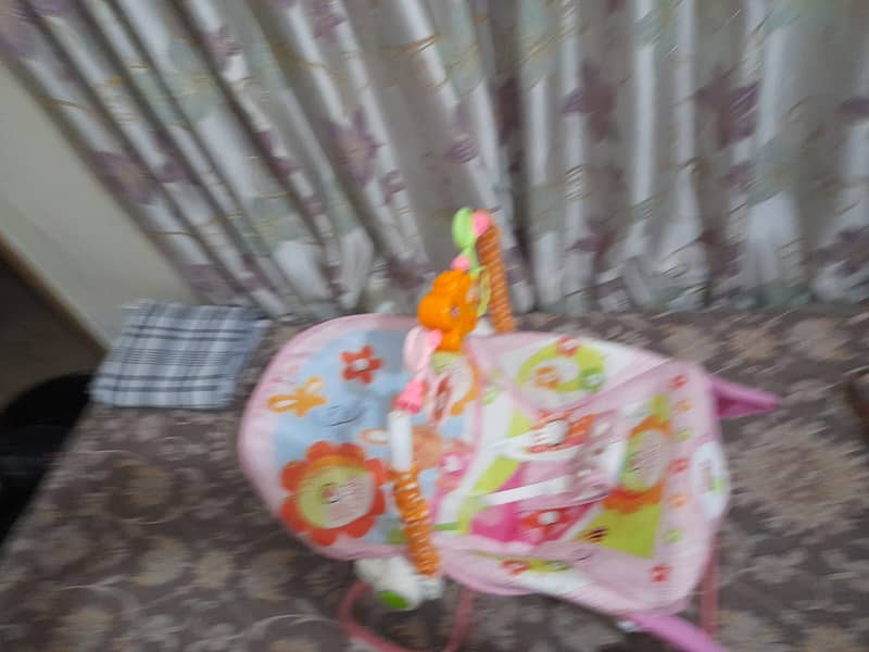 Baby bouncer plus rocker almost new 9/10 condition 2