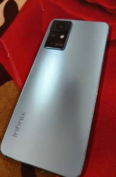 infinix zero X pro 8Gb 128GB 10/10 condition original charger+box