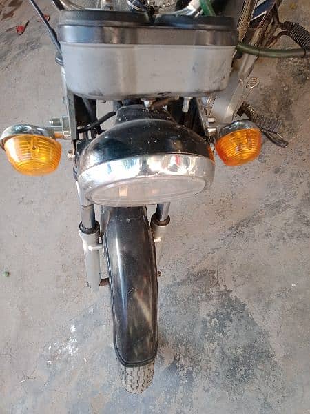 Honda CD 100 4