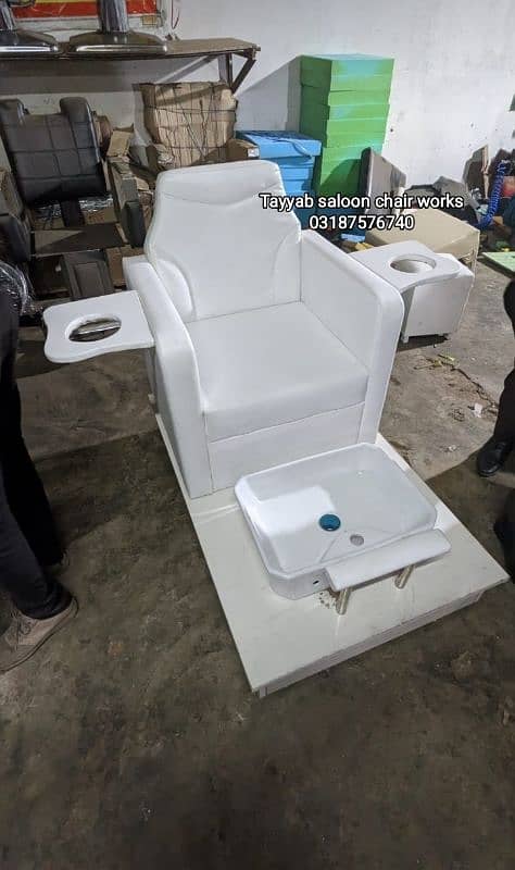 Parlour Chair/Saloon Chair/Shampoo Unit/Pedicure/Facial Bed/Trolley 16