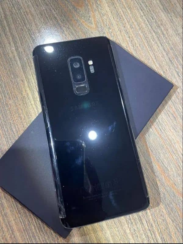 i want to sale my Samsung s9plus officially approved 6/64 8