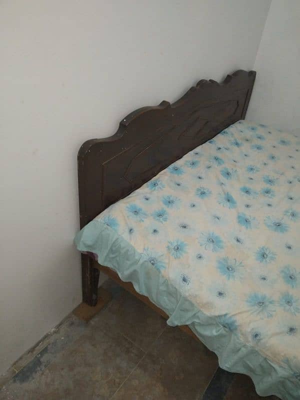 Double bed paki tali ki lakari Ka Bana hi ha bed 1