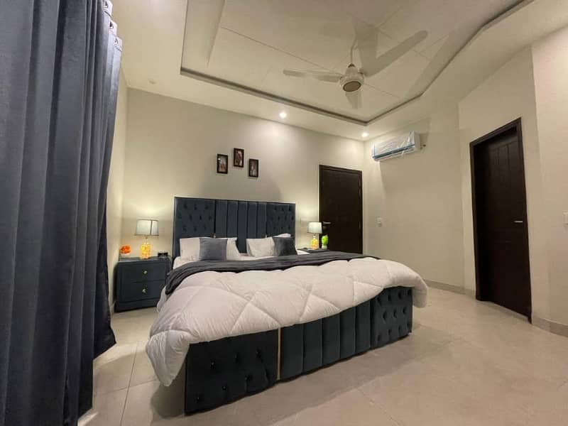 Luxury Apartment for Short Stay/full day Rent in Bahria Town Lahore 4