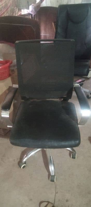 for sale  3 chairs all in one price Mobno. 03473344252 2