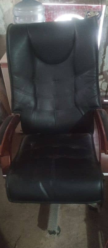 for sale  3 chairs all in one price Mobno. 03473344252 4