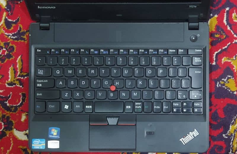 Lenovo Thinkpad X121e Core i3 2nd gen 8GB RAM 120 GB SSD 0