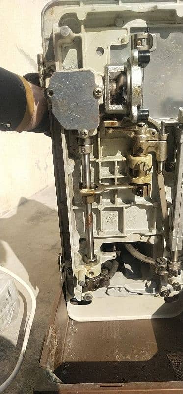 Adler de luxe silai machine mad in Germany 10by10 condition urgent seL 4