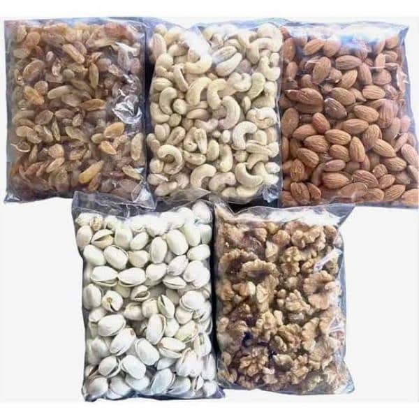 Dry Fruits Anjeer Walnuts pista Almond Cashews peanuts 1