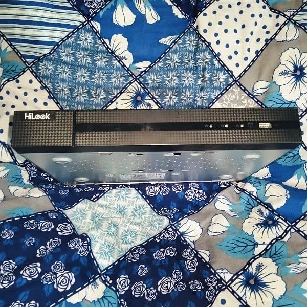 Hilook Nvr Network Video Recorder  Model: NVR-116MH-C 4