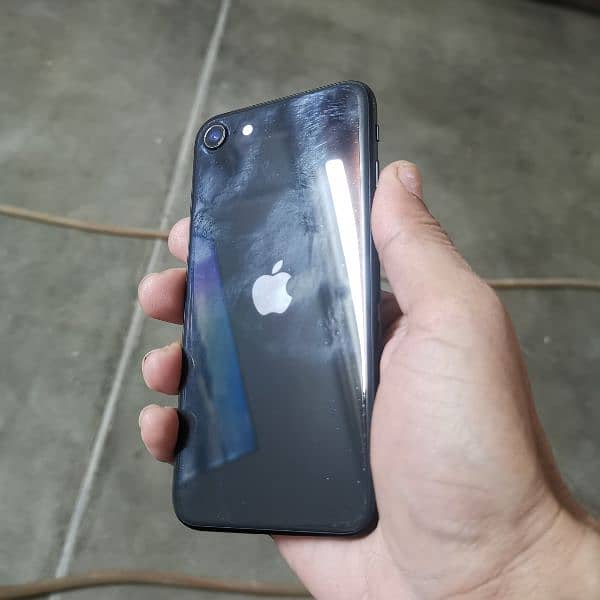 iphone SE 2020 7