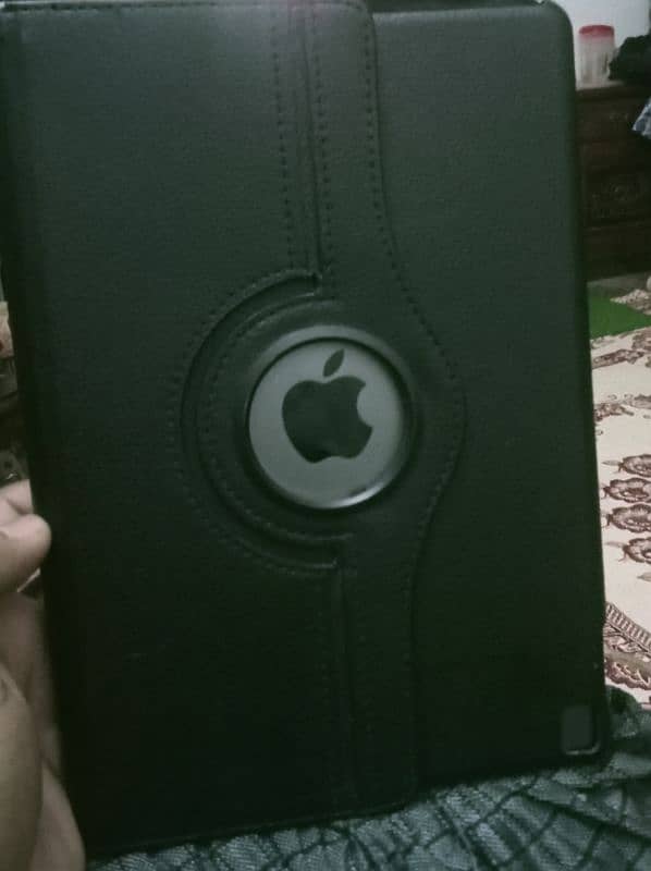 Apple ipad 8 generation 7