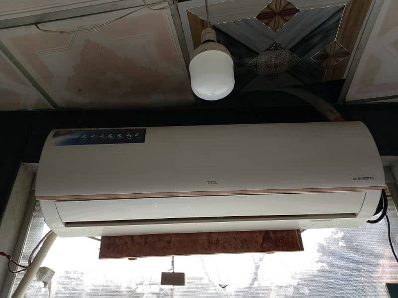 TCL 1.5 ton or 1 ton ka Ac available hy 0