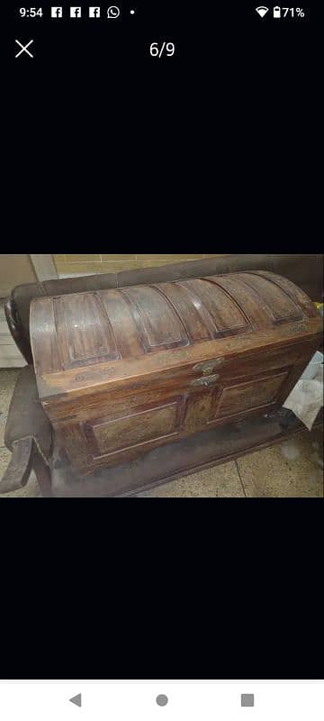 WOODEN CLOTH BOX 5