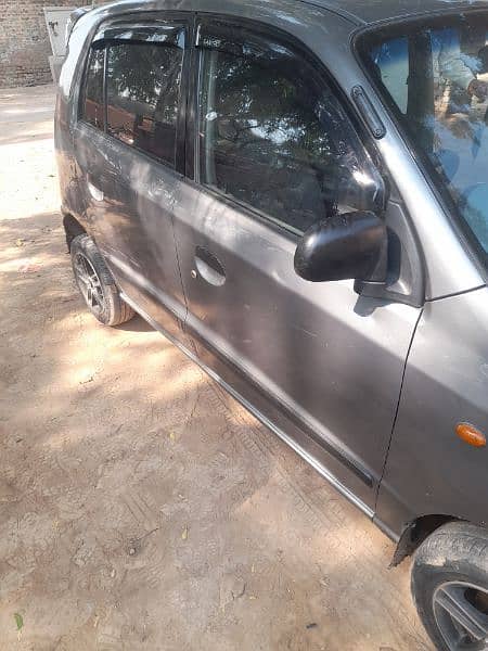 Hyundai Santro 2005 cell no03001313287 9