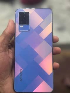 vivo v21e full box 10 by 8 full oka ha