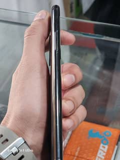 One Plus 7t pro 5g Mclaren Edition