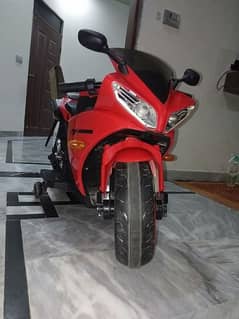 Kids bike Yamaha R1 like new urgnt sale