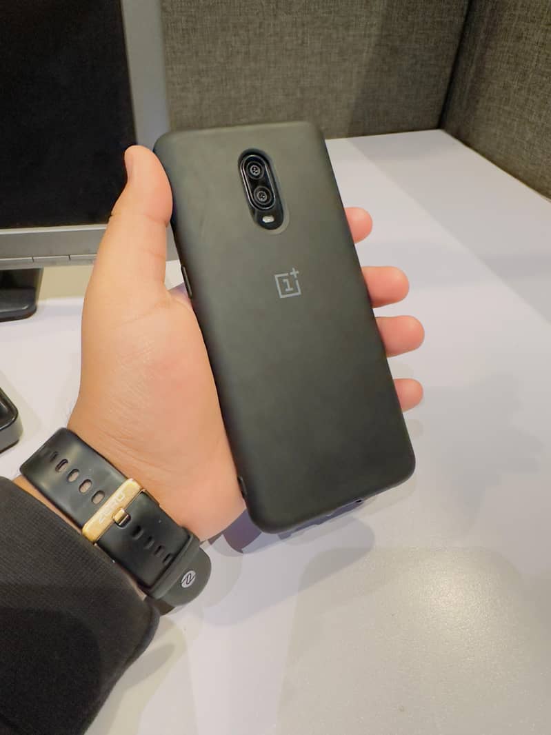 OnePlus 6T 1