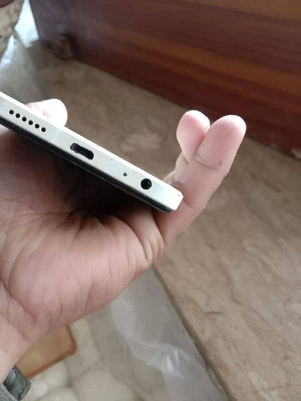 Infinix smart 7 4+3 64gb good condition 3