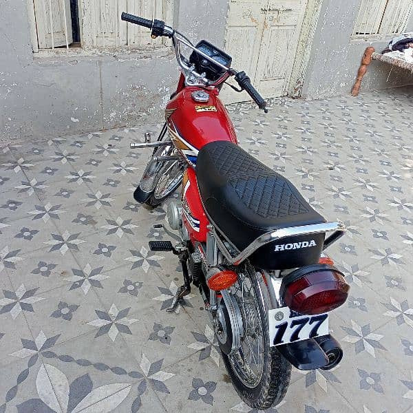 Honda 125 20 Modal 1