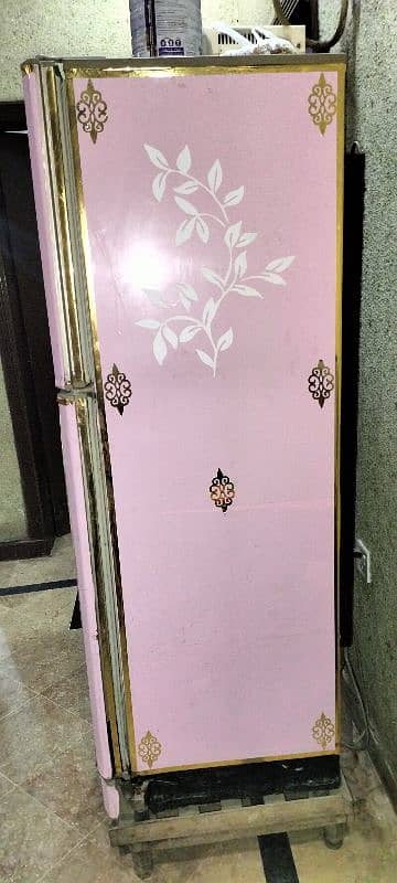 PEL Fridge in Excellent Condition (Protector Cover Installed) 2