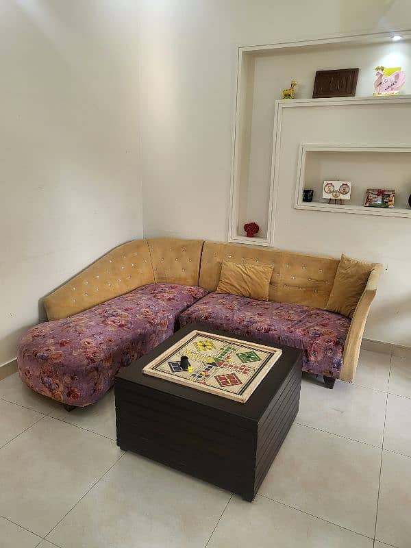 L Shape Sofa with Table 1