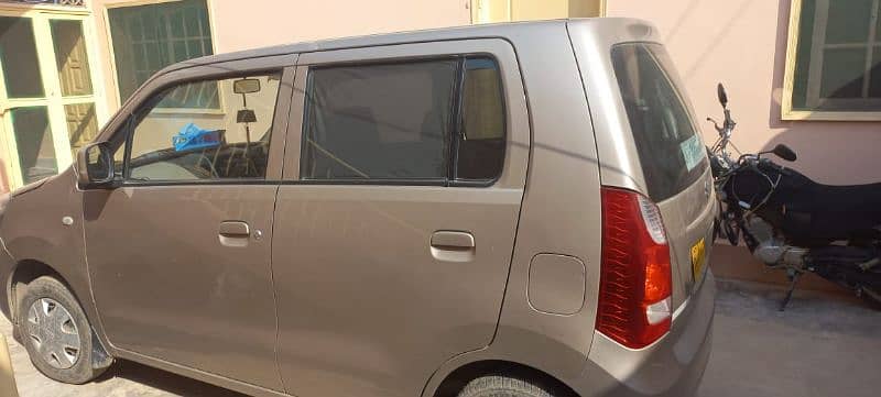 Suzuki Wagon R 2016 1