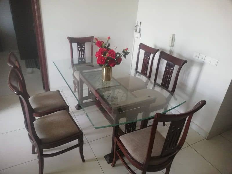 6 Seater Dining Table for Sale 2