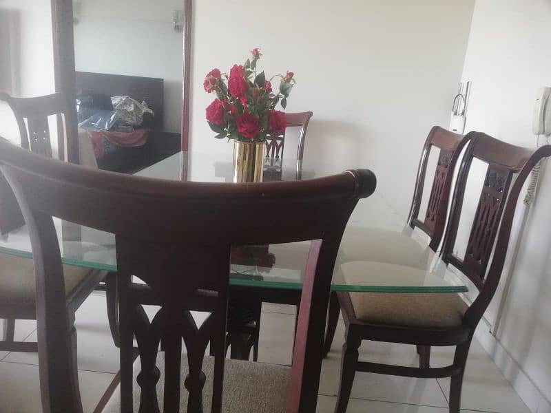 6 Seater Dining Table for Sale 3