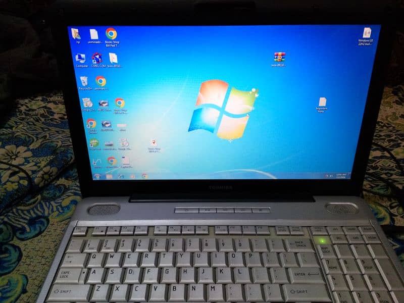 2gb ram 160 hard Dual core no any fault All ok just battery Daly gi 10