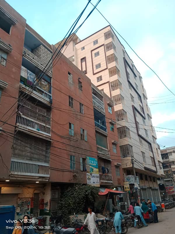 4 ROOMS FLAT FOR SALE IN CITIZEN APARTMENT IN NORTH KARACHI 0