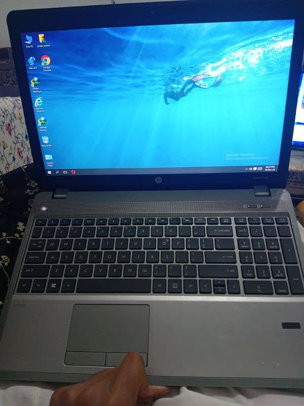 HP laptop corei3 6