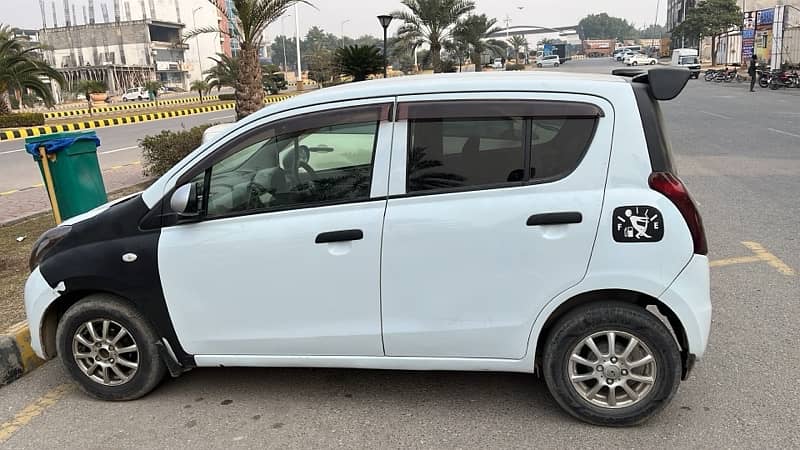 Suzuki Alto Lapin 2017 2