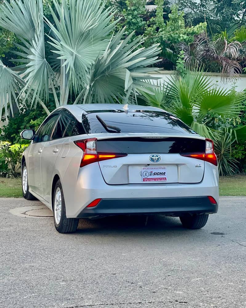 Toyota Prius 2021New Shape S Touring Package 3